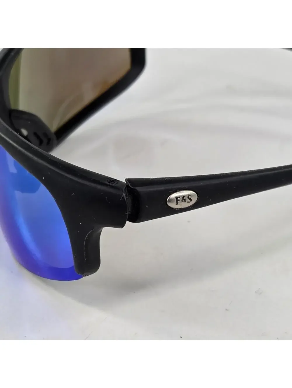 Field & Stream Cobia Matte Black wrap-around sunglasses EG0113 Field Stream